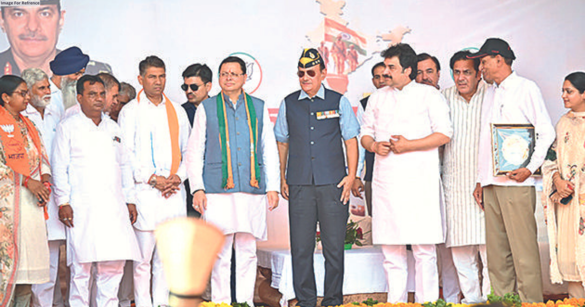 Uttarakhand CM honours martyrs’ families during ‘Sainik Samman Samaroh’